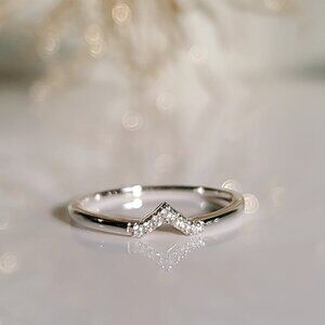 Sterling Silver Dainty Chevron Ring, V Band, 925 Minimalist Ring, Womens Ring